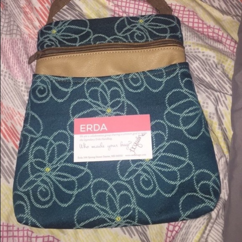 ERDA crossbody
